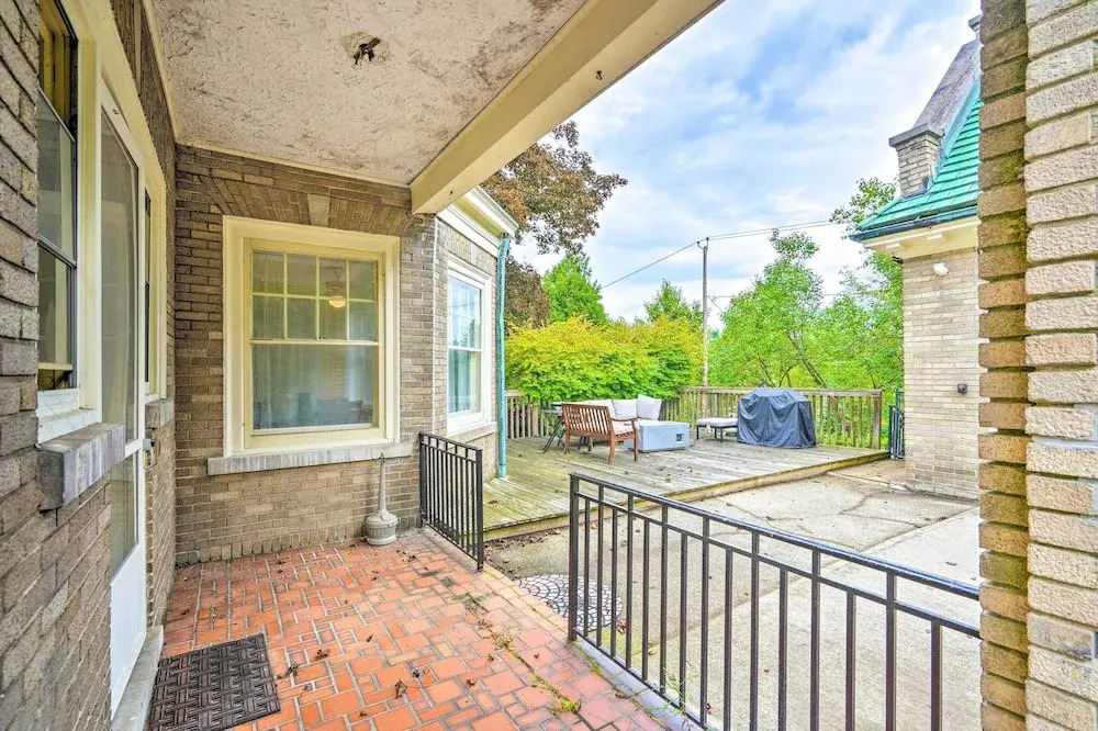 Charming Historic Home ~ 1 Mi to Dtwn Olean!