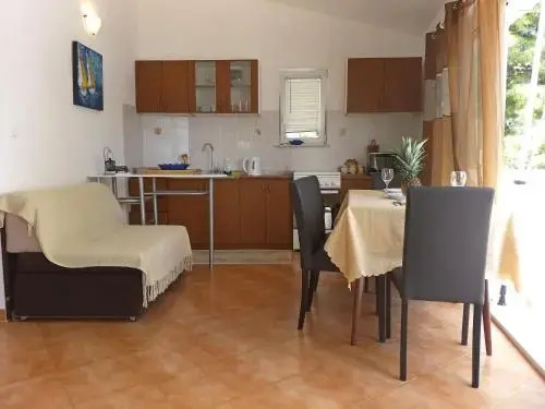 Apartments Zvonko