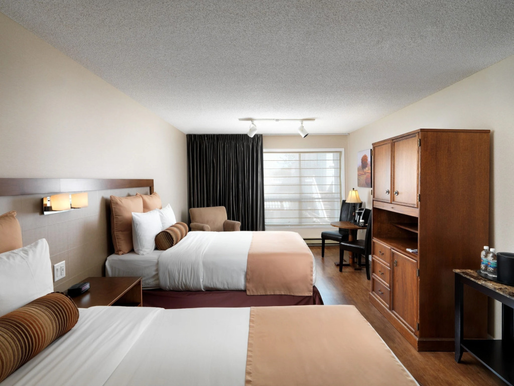 Huntingdon Hotel and Suites