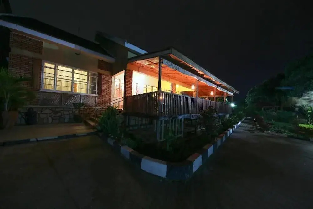 Papyrus Guest House