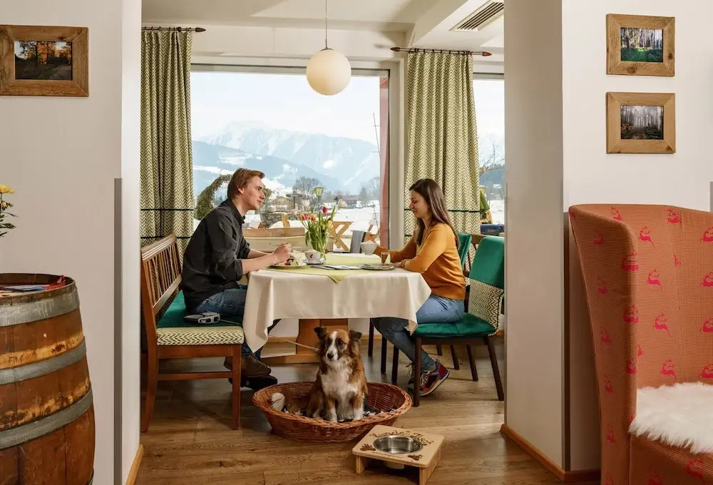 Almfrieden Hotel & Romantikchalet