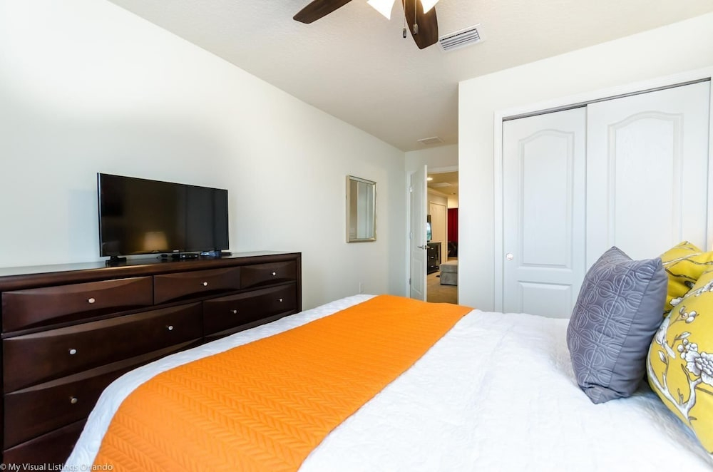 Themed 5BR Home Near Disney