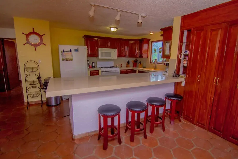 Caracol Peninsula 320 - 3 Br apts