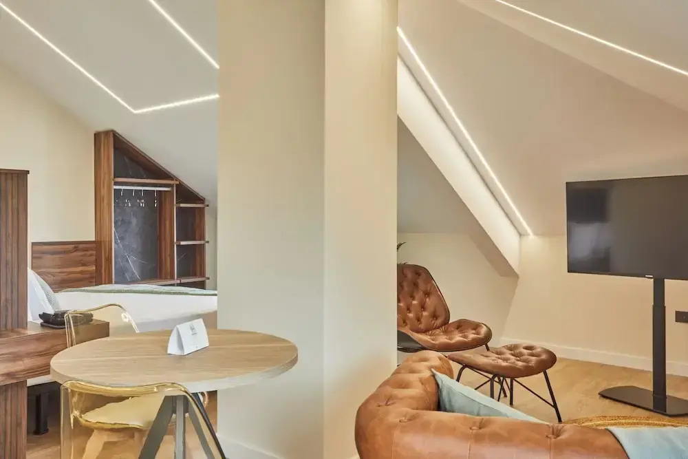 Apartamentos Silken Fontibre Iberia & Spa