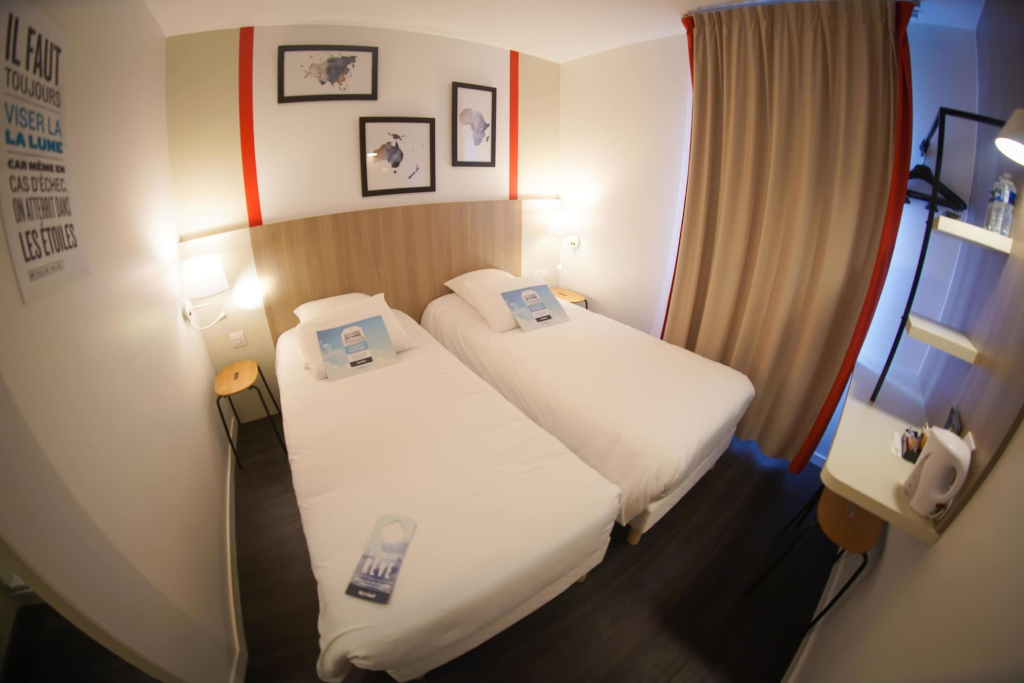 Kyriad Hôtel La Fleche
