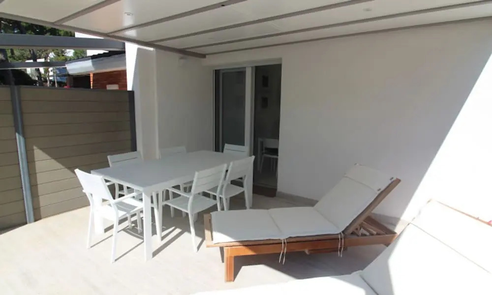 Modern Villa 250mt From the Beach