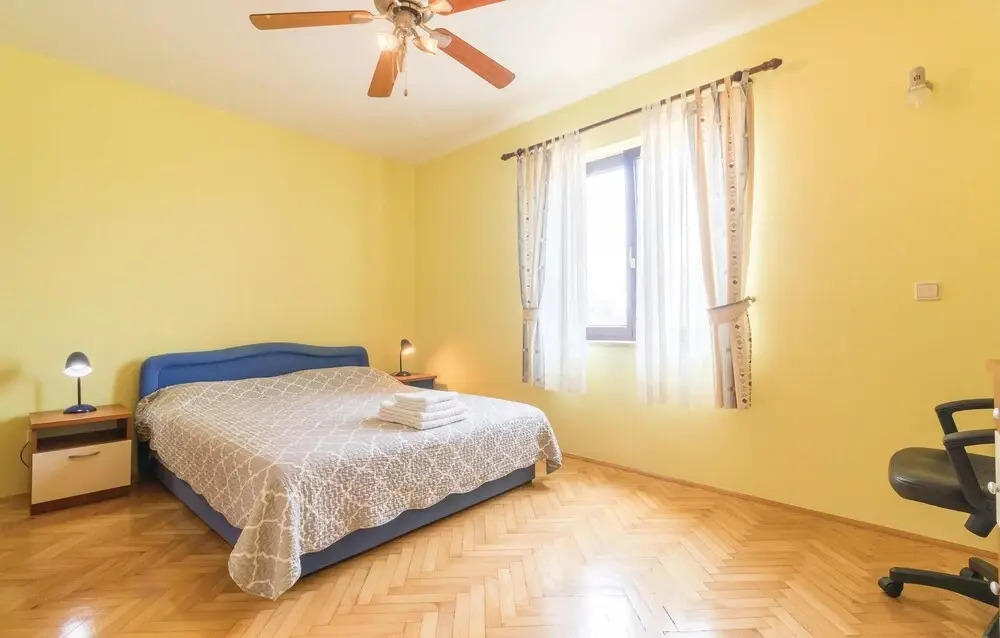 Nice Home in Pula With Wifi and 4 Bedrooms
