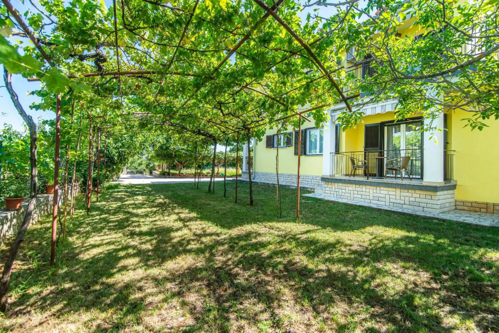 Villa Maria Nives