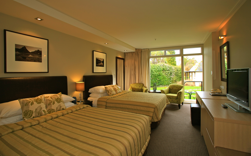 Distinction Te Anau Hotel & Villas