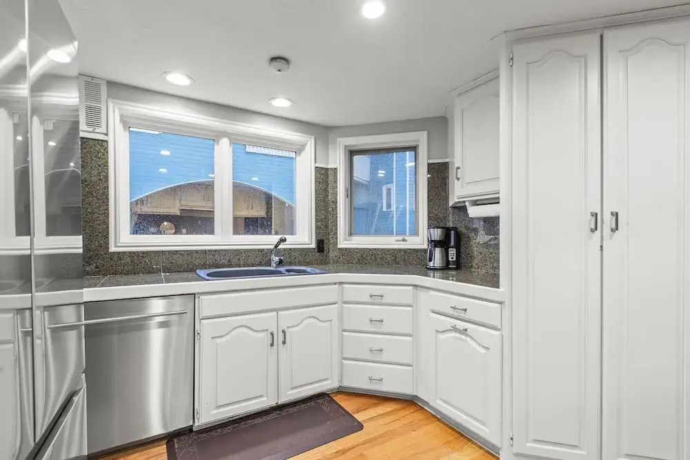 Motherlode 3 3 Bedroom Townhouse by RedAwning