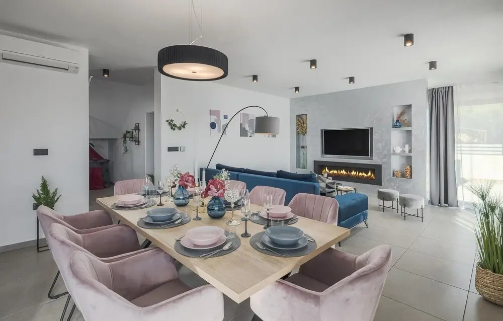 Amazing Home in Krnica With 4 Bedrooms, Wifi and Outdoor Swimming Pool