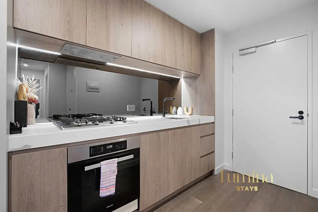 Lumina Suites