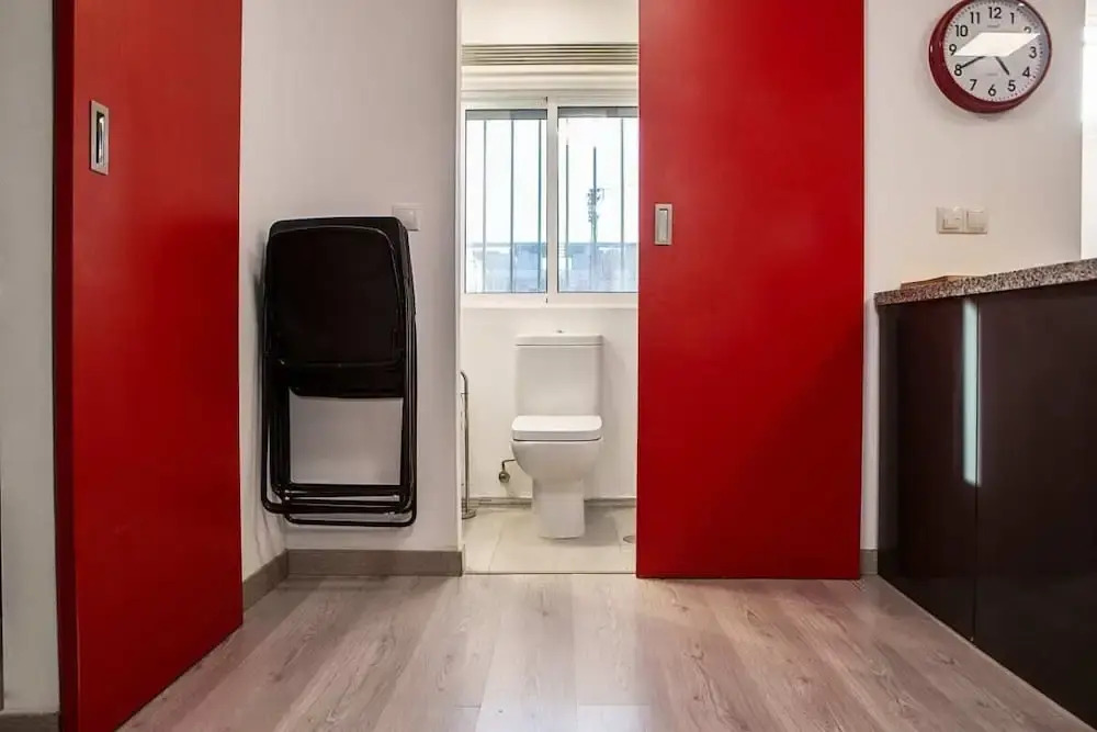 Cosy 2 Bed in Madrid with Easy Airport Access