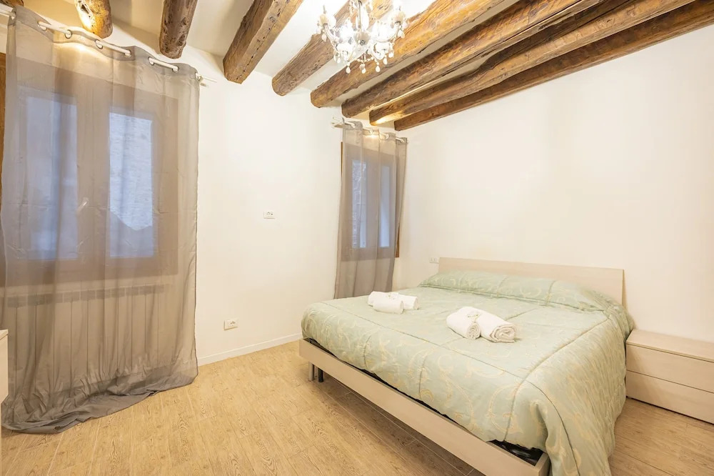 Rialto Suite