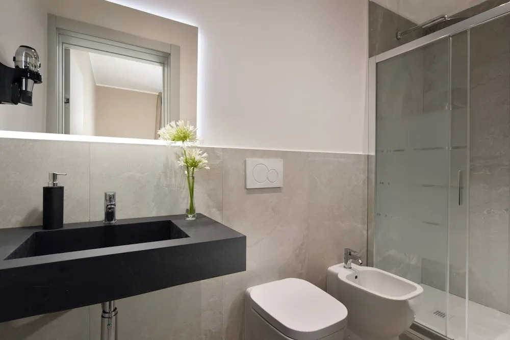 Essence Hotel