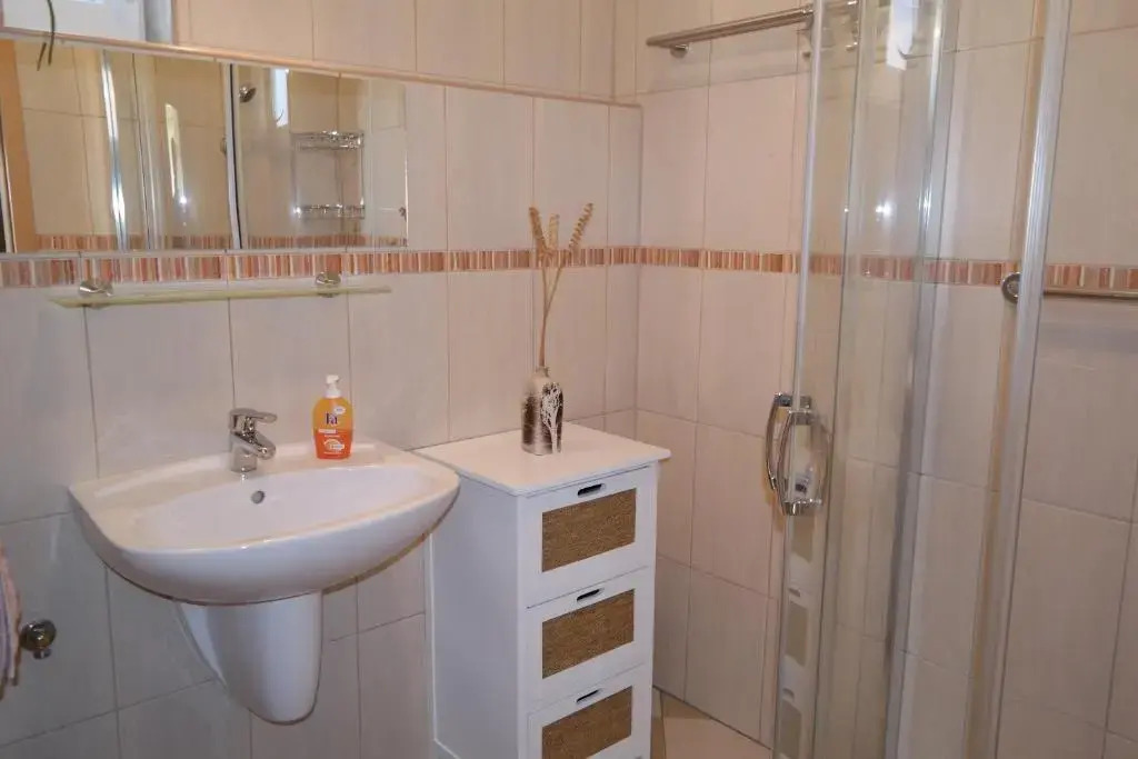 Aramis 3 Apartments