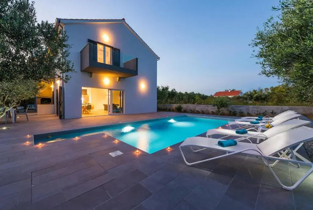 Villa Aria
