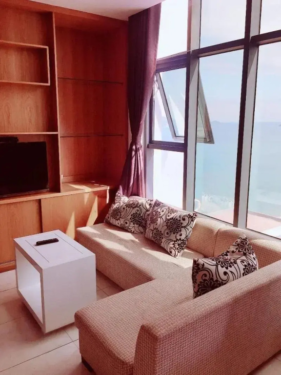 Ideal Time Apartment