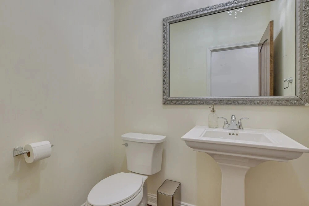 Steps to Lake & Beach! Multi-level Oakland Haven