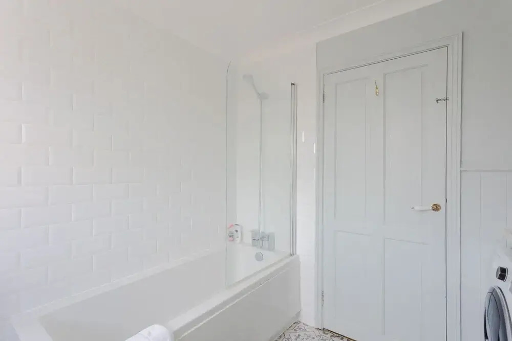Newly Refurbished 4 Bedroom House in East London
