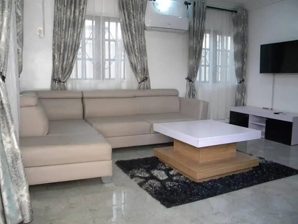 Jaybritt Luxury Apartment
