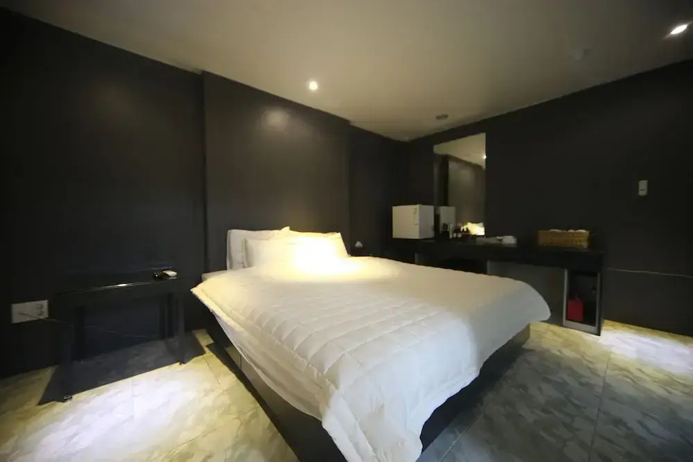 Songjeong V Hotel