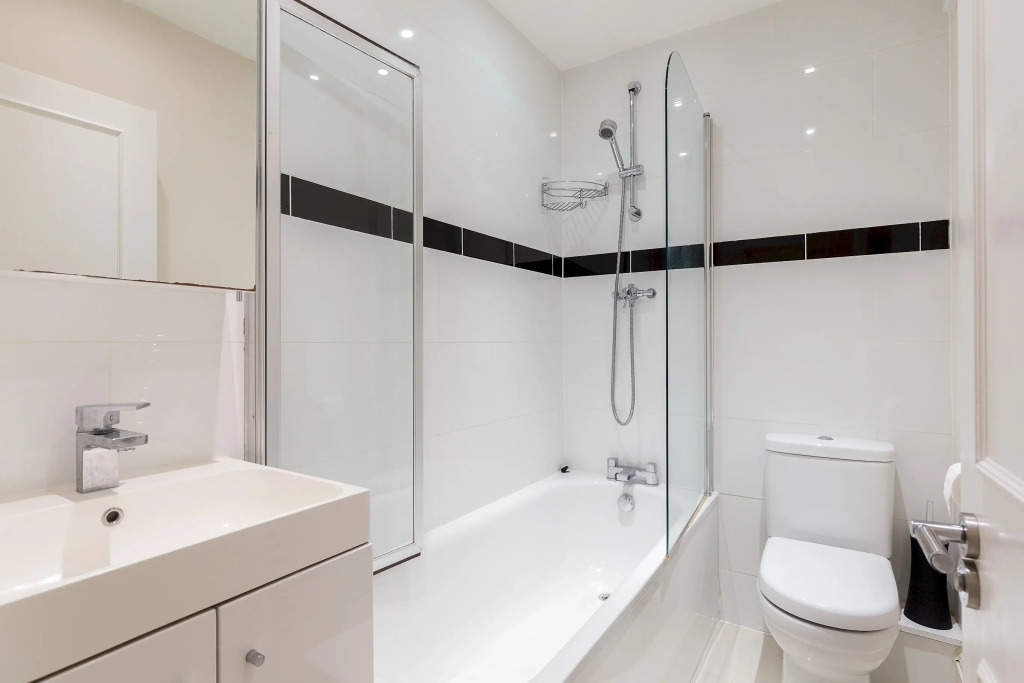 Attractive 1-bedroom with open plan kitchen Oxford