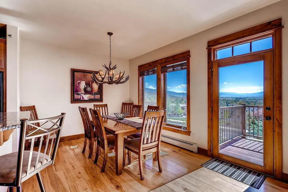 Eagleridge Townhomes 1455