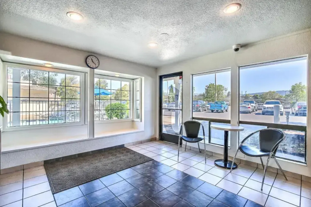 Motel 6-Oakland, CA - Embarcadero