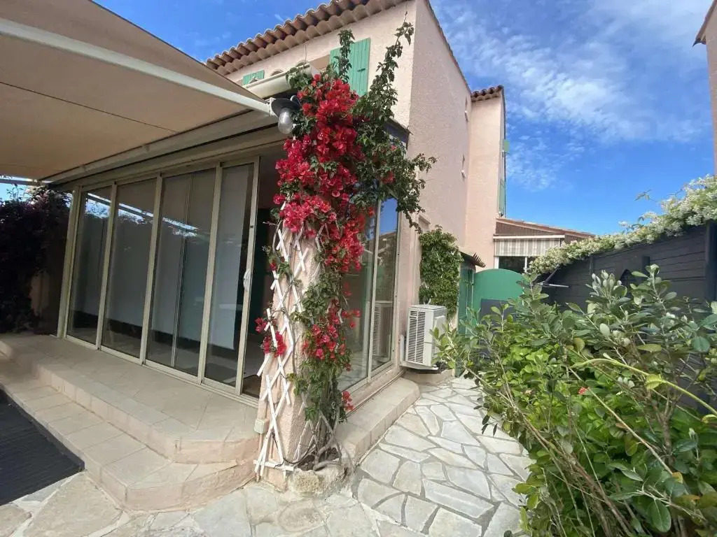 Maison Sainte-Maxime, 3 pièces, 4 personnes - FR-1-226-464