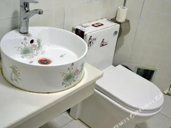 Lanhai Express Hotel