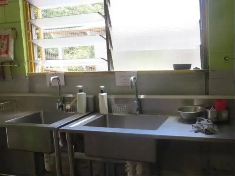 Asylum Cairns Hostel