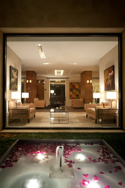 AlQasr Metropole Hotel