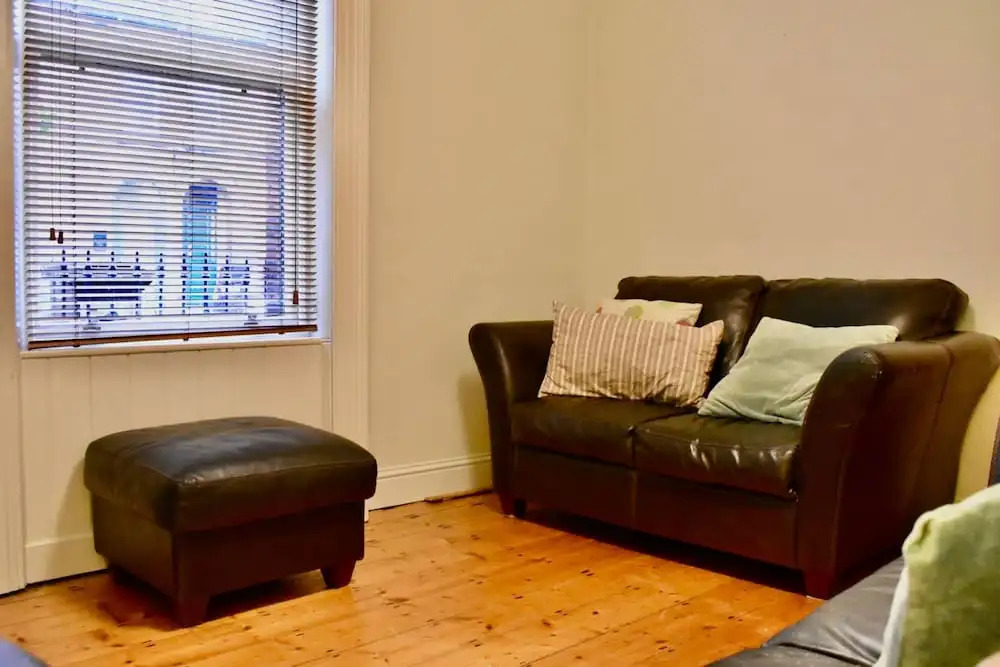 Newly Renovated 2 Bedroom Georgian House in Fairview