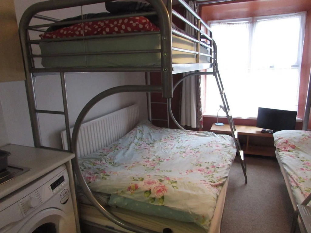 No 8 Apartments