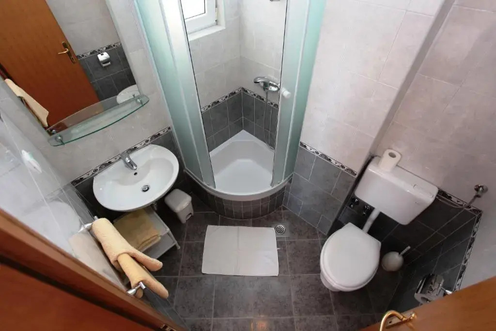 Apartments Akmadzic