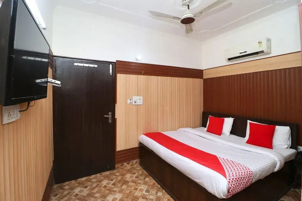 Oyo 22981 Hotel Temple Tower