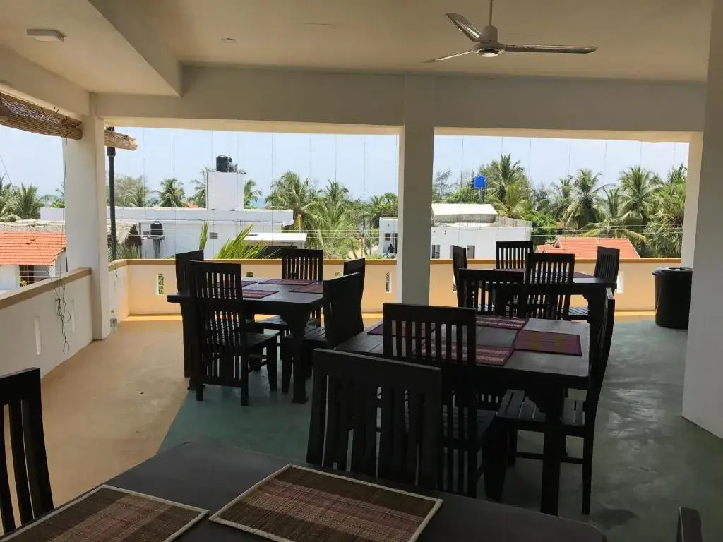 Shadow Bay Hotel