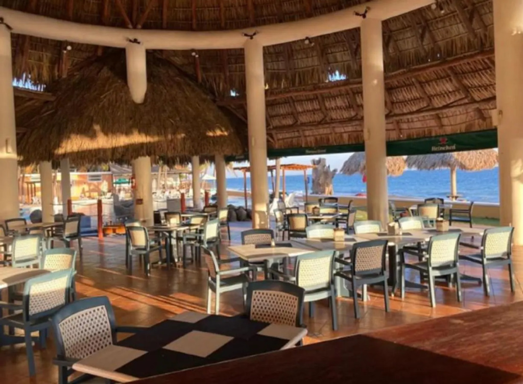 Hotel Cayman Suites