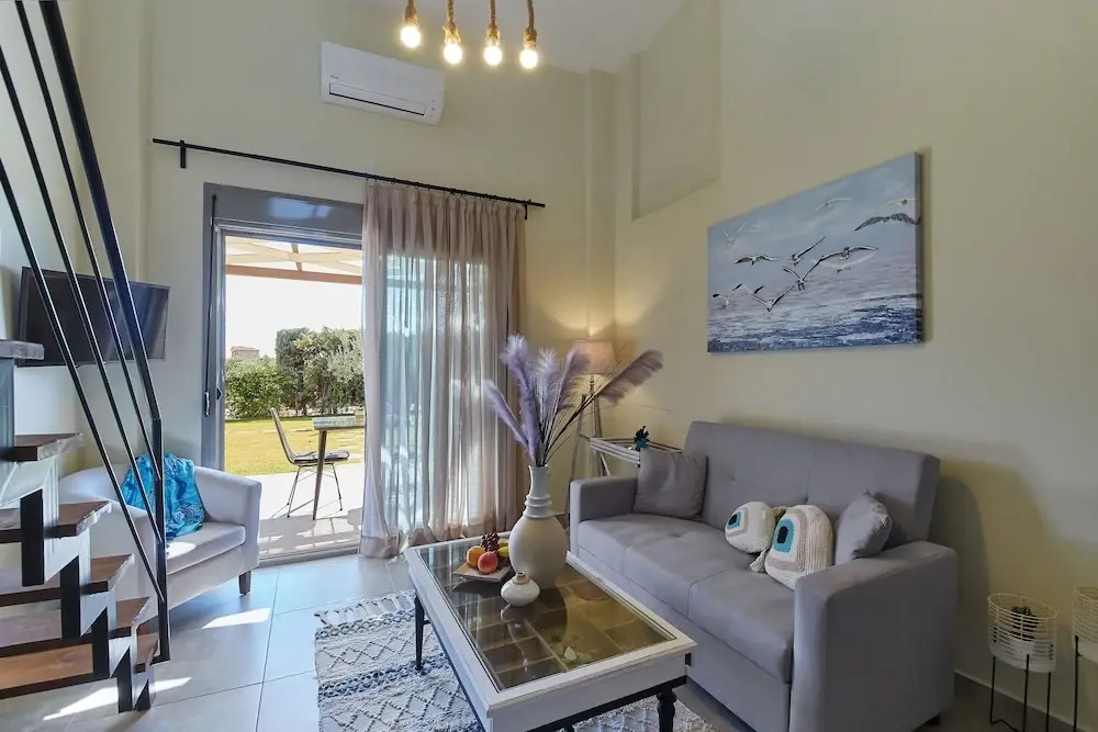 Flamingo View Suites & Villas