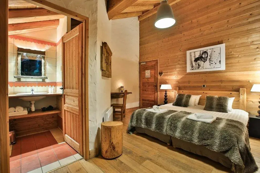 Chalet White Eden