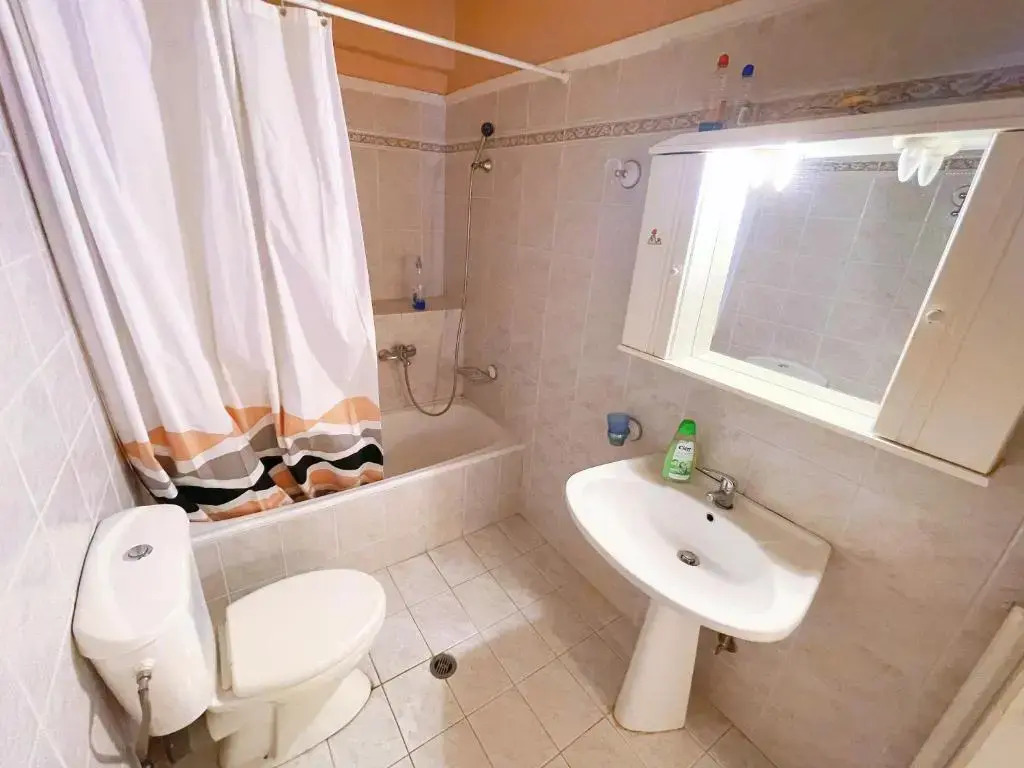 WSD Luxury Cozy 2BD Apt with study & City View Balcony