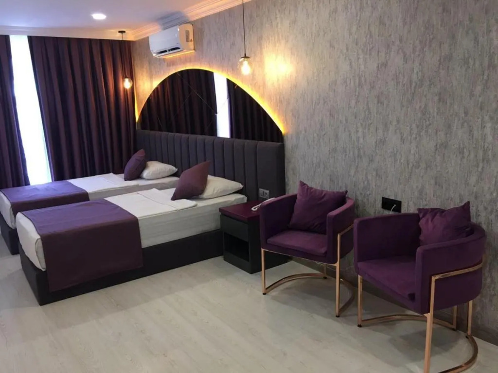 Karikatür Bi Hotel