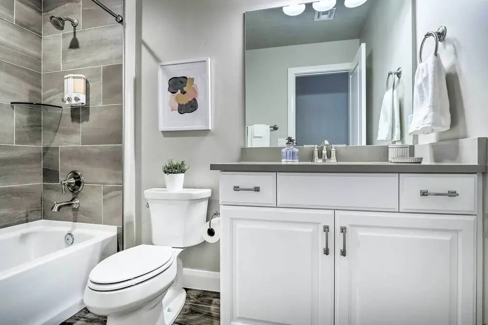 Red Cliff Views & Community Perks: Utah Townhome