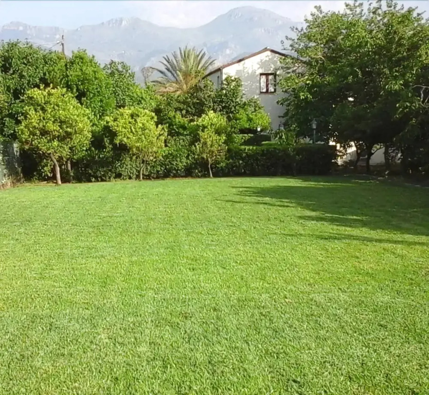 Villa Giardino Paradiso Cefalù con 13 posti letto e piscina riscaldata