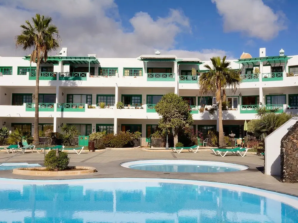 Cozy Apartment in Costa Teguise With Swimming Pool