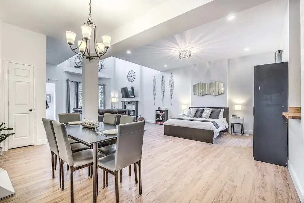 4632 First Floor Hidden Gem