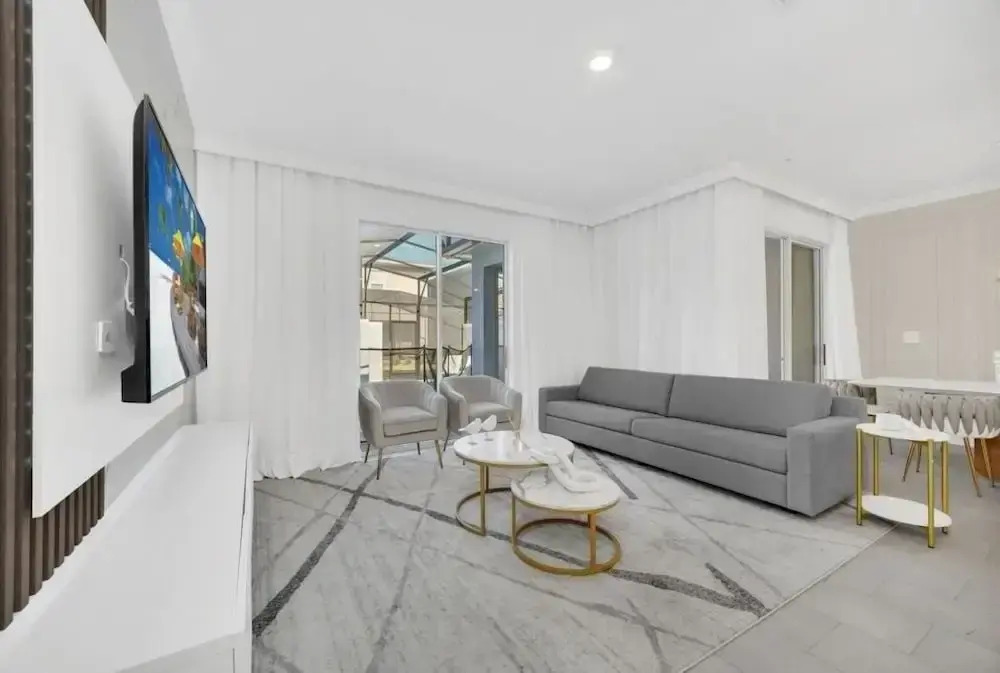 Luxury 4 Bedroom Storey Lake Townhome 2444Reading 4 Townhouse