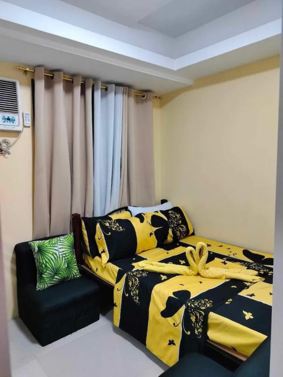 Spacious 1-bedroom Condo in Quezon City With Private Pool