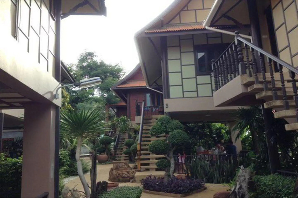 Baan Salathai Hua Hin